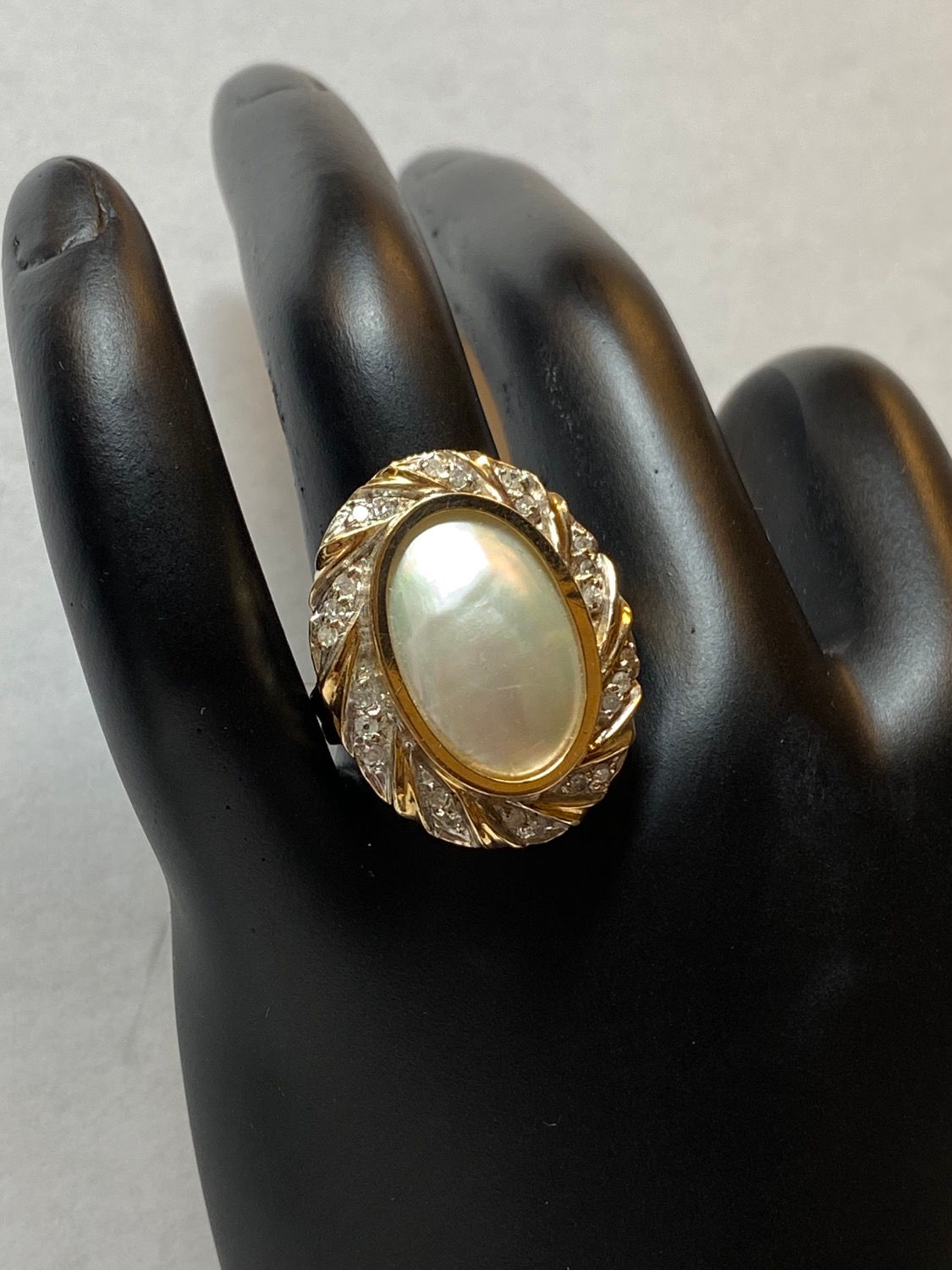 Mabe pearl and diamond ring 