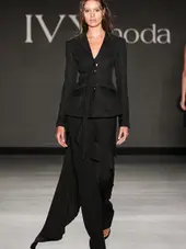 A Gen-Z Creative Director Takes the Reins at Ivy Moda Spring 2026