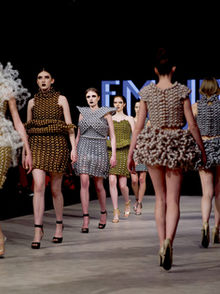 【バルーン×多様性アートファッション】全米1位バルーンアーティスト神宮エミ、障がいや病とともに生きるモデル9名とNYファッションウィークで“命の輝き”を表現。