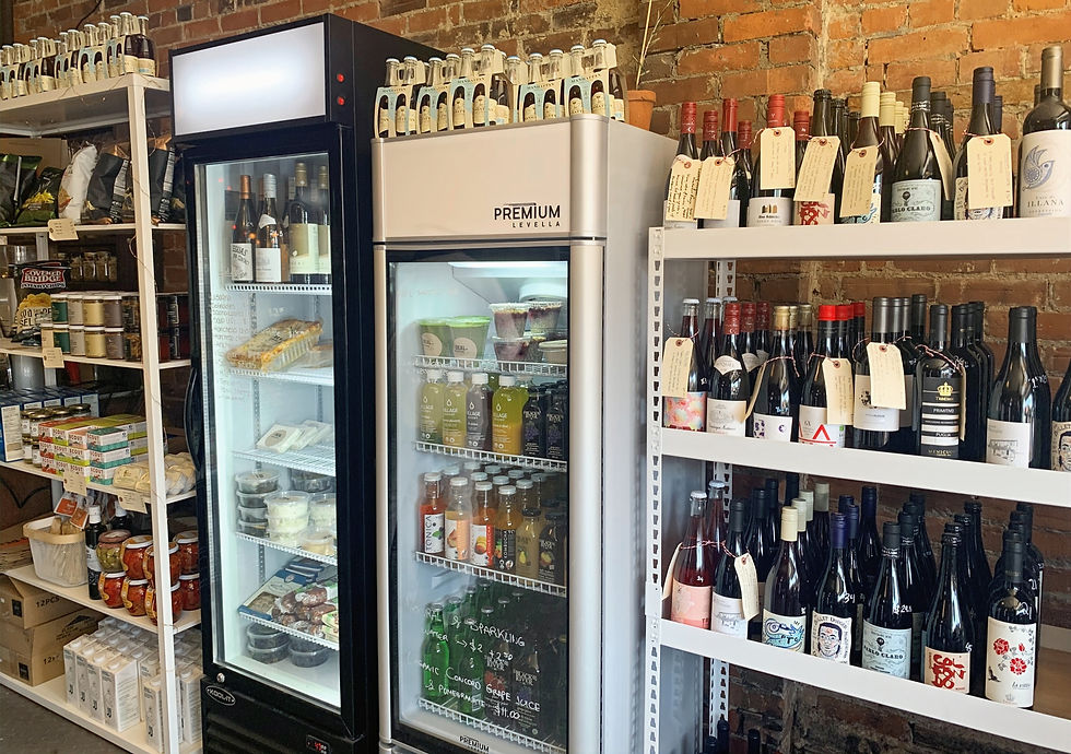 I DEAL Coffee & Wine Sorauren wine and goods on sale