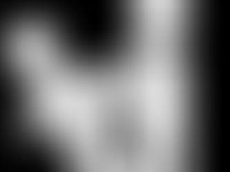 Intimidation, agression physique, bien sûr, aucune excuse