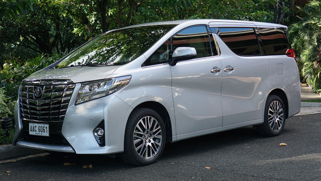 Mau Mudik Naik Alphard? Seharinya Rp 2 Juta