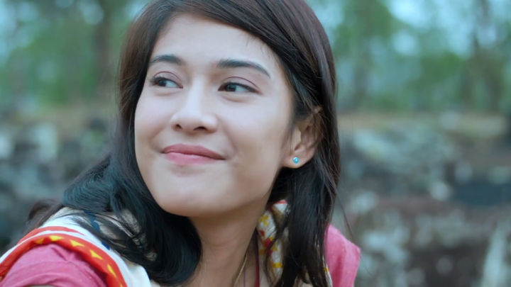 Transisi Dian Sastrowardoyo dari Aktris Drama ke Film Aksi