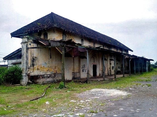 Dera Sengsara Stasiun Renta