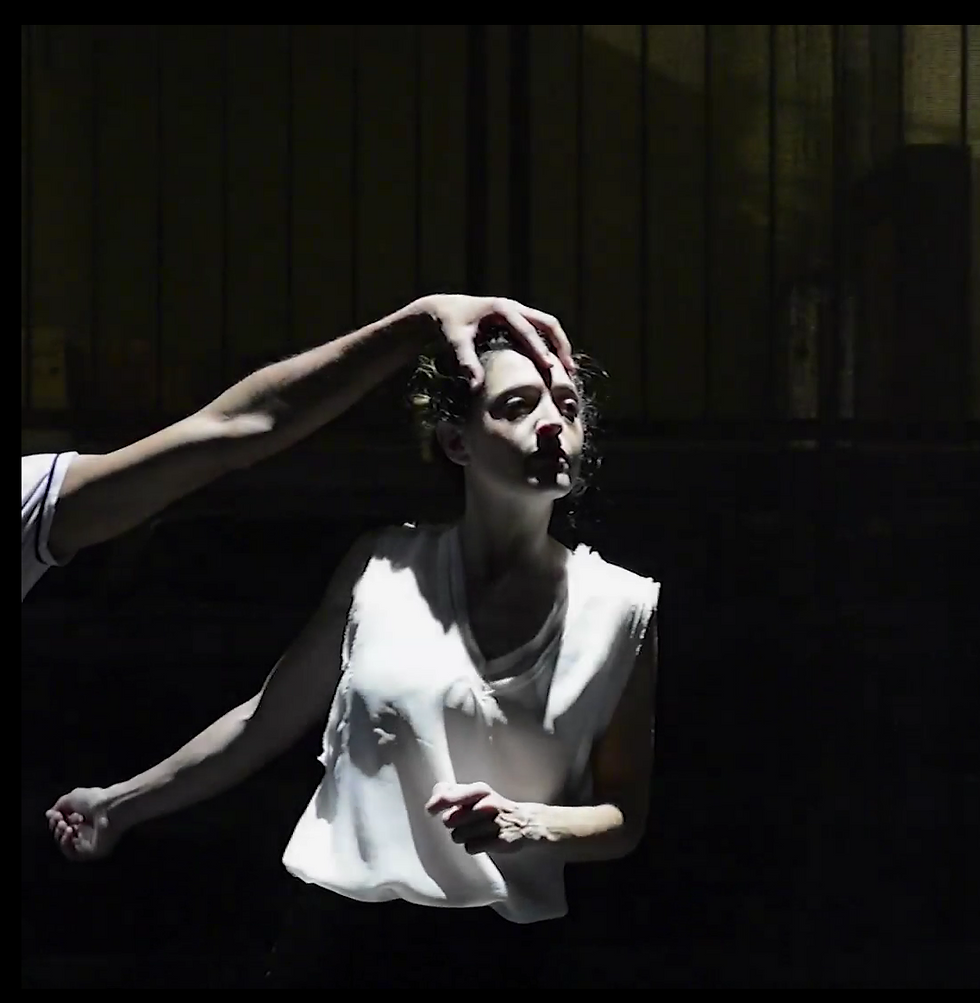 DanaKa dance company