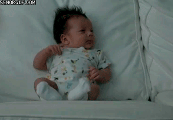 bebe-tombe-atchoum.gif