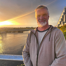 Larry Eide Profile Picture.JPG