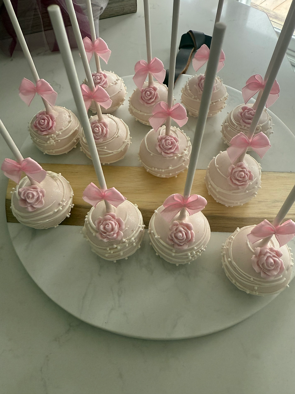 Thumbnail: Birthday Cake Pop Delights
