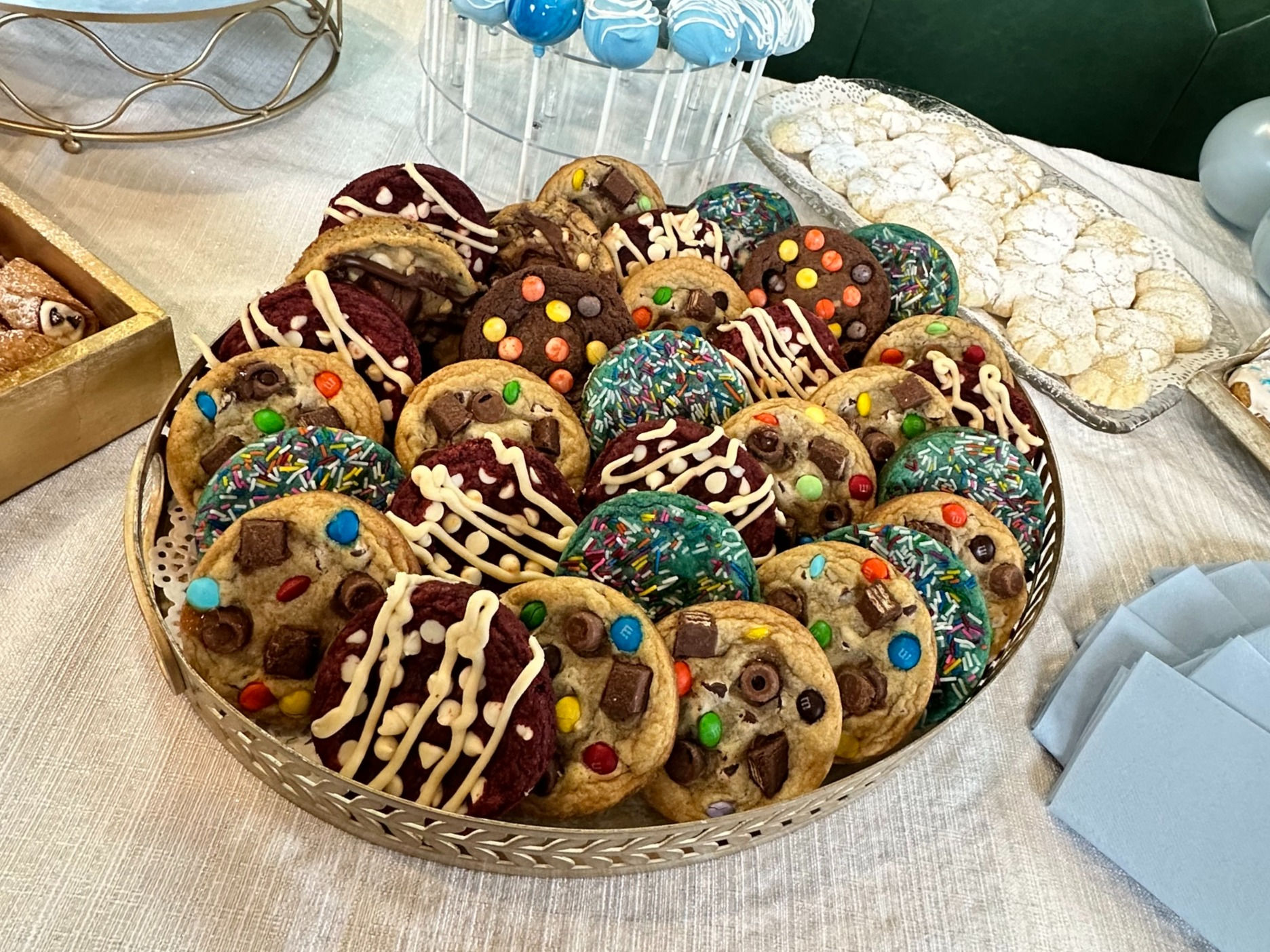 Giant stuffed cookies 