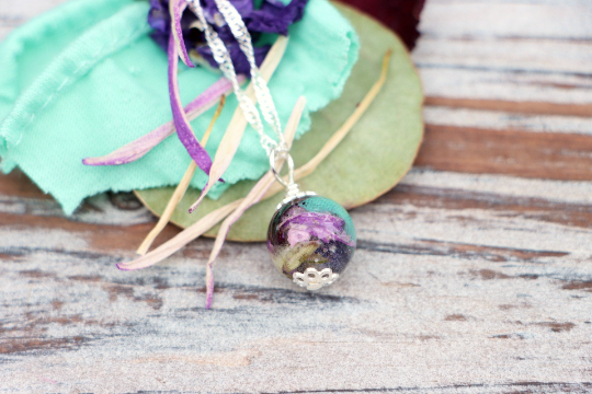 Thumbnail: Single Bead Pendant