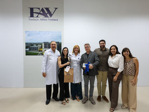 DR. NETO ROSATELLI COMPARTILHA EXPERTISE EM CATARATA DE ALTO VOLUME NA FUNDAÇÃO ALTINO VENTURA