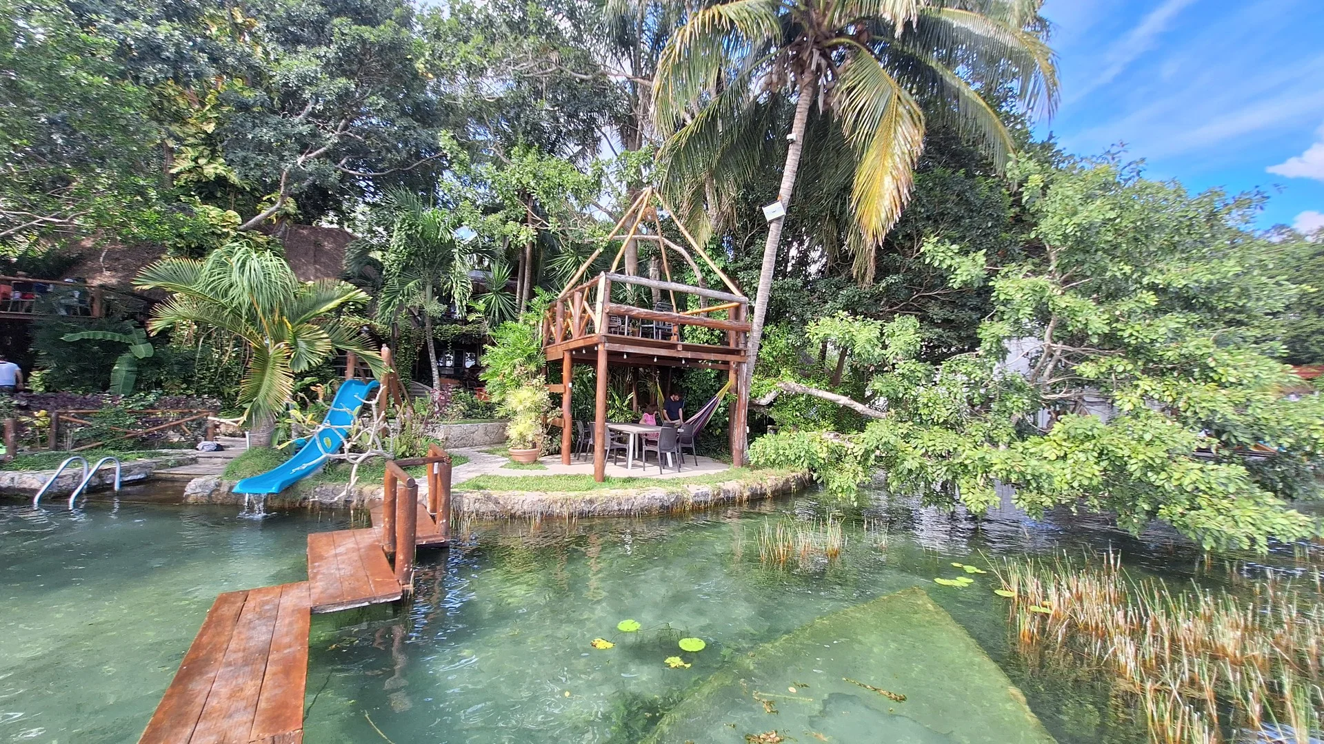 Los Aluxes en Bacalar