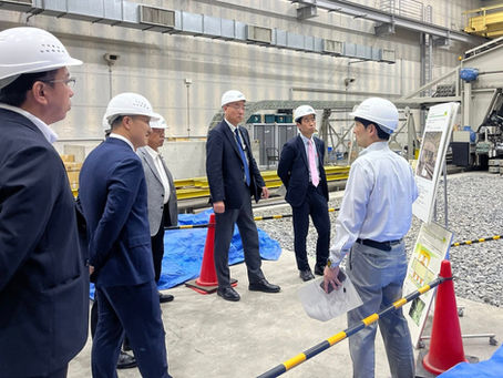 『防災・脱炭素社会づくり特別委員会』の行政視察を行いました