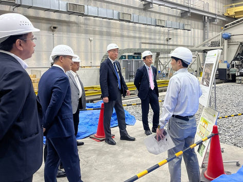 『防災・脱炭素社会づくり特別委員会』の行政視察を行いました