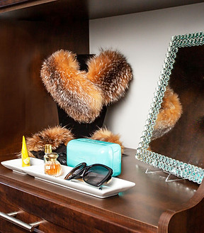 Boutique-Inspired accessory organizing
