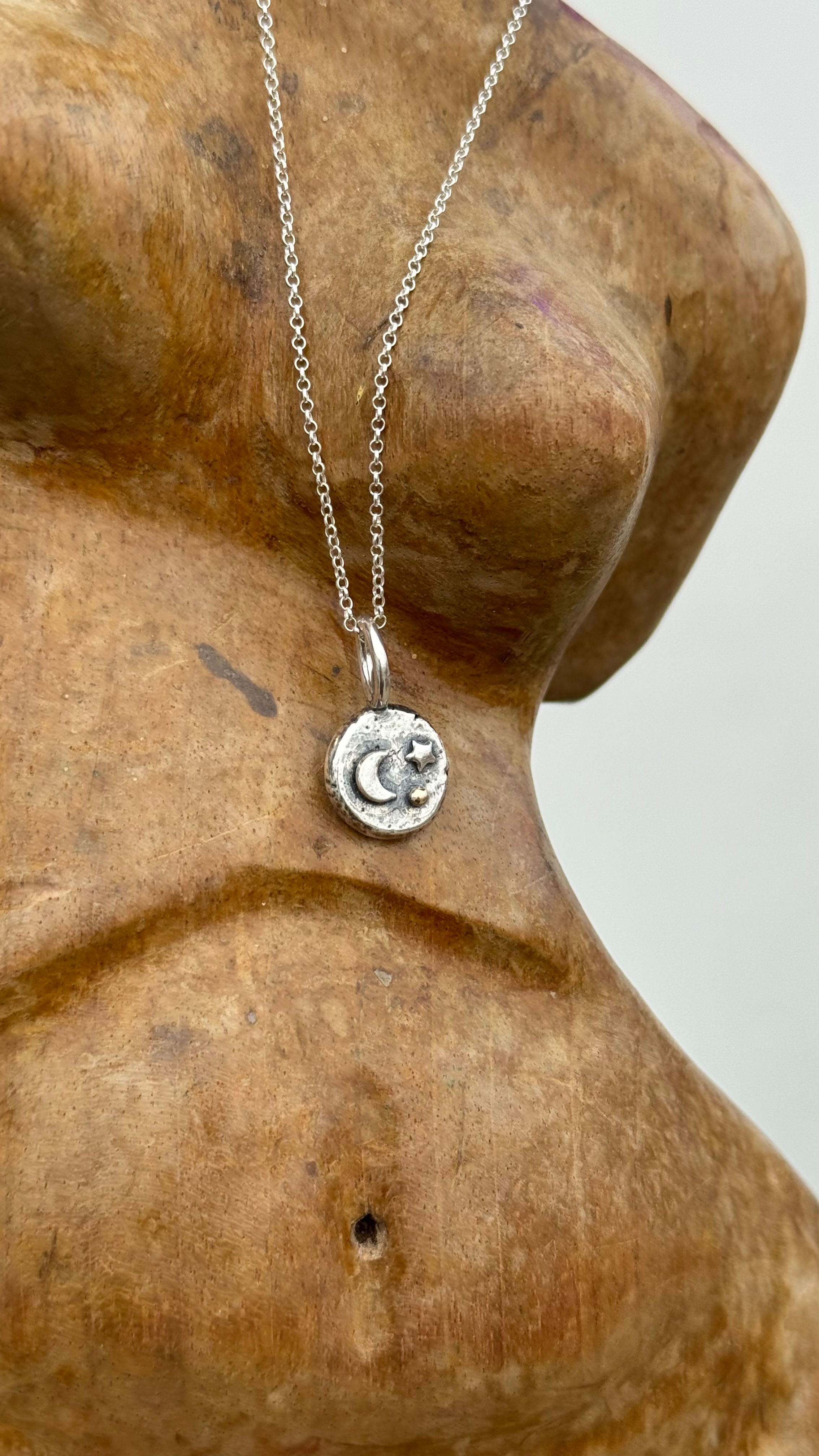 The Celestial Moon Relic