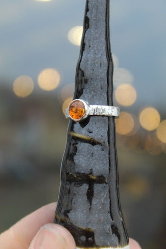 Thumbnail: Amber Glow Ring