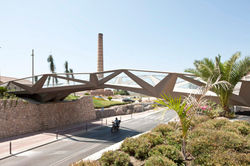 Escultural-terroso-y-perdurable-Lo-mejor-de-la-arquitectura-del-desierto-13-550x366