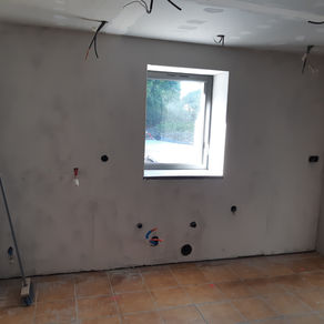 Cuisine et salle de bain : suite