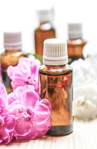 Massage Massageöl Glasflasche Blumen Entspannung