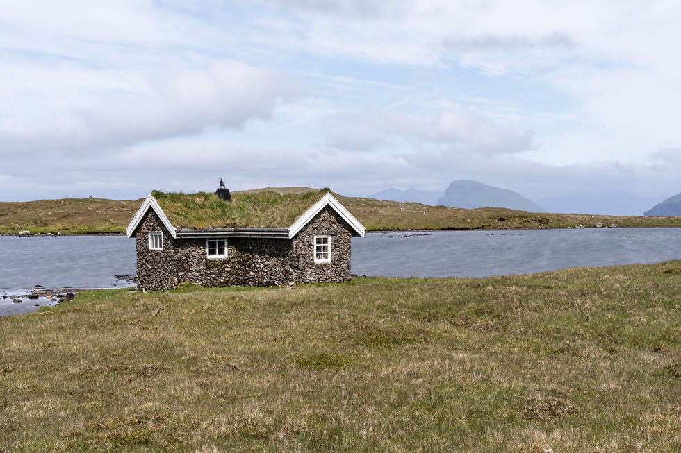 Stone house at Norðara Halsavatn
