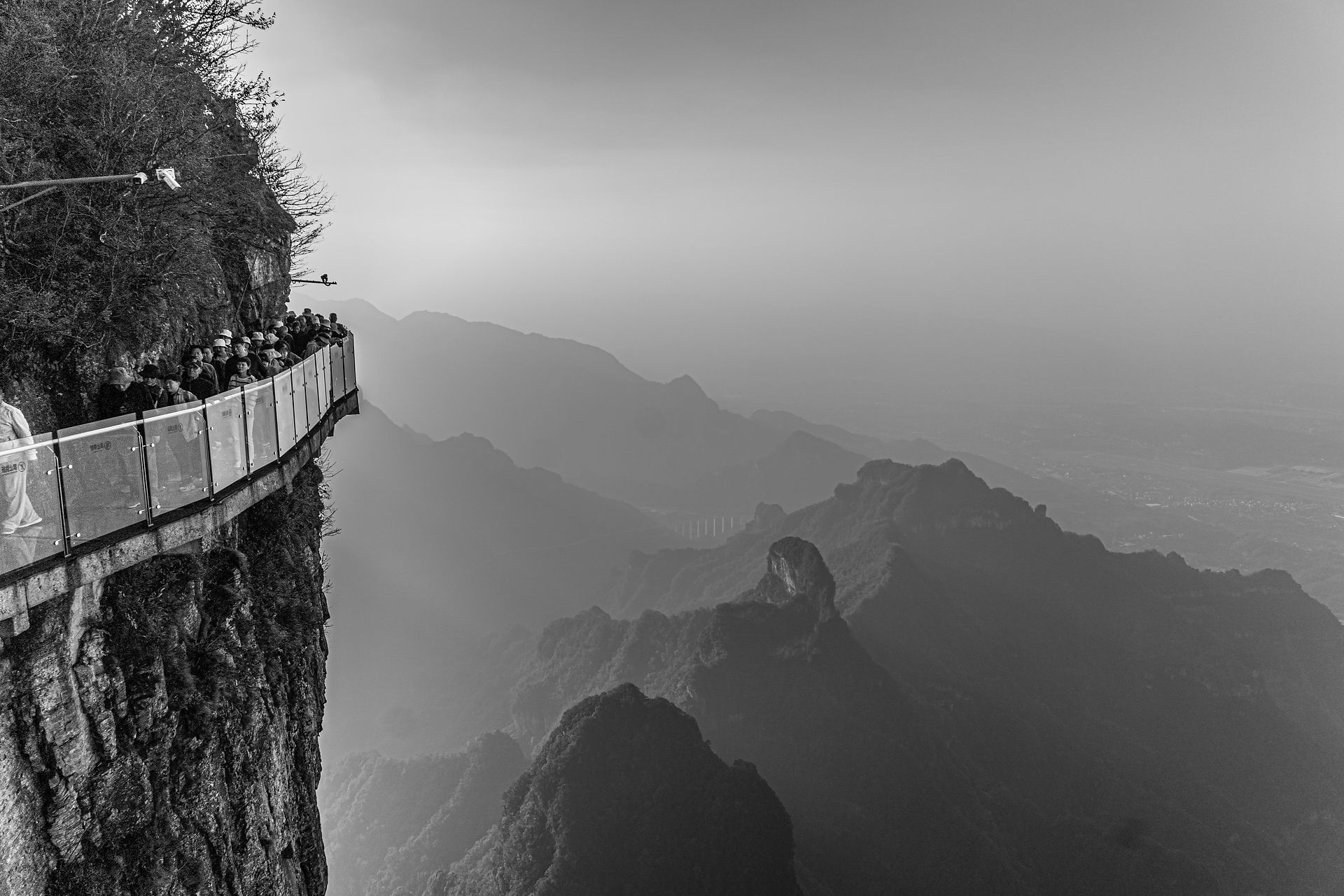 Glass-Walkway on Tianmen Mountain