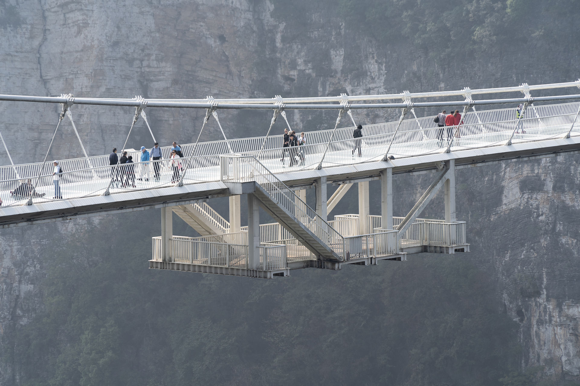Glass Bridge with Bungee Jumping Plattform