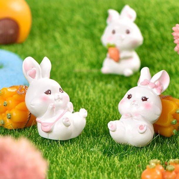 Thumbnail: 爱心白兔卡通盆栽配件 Heart Rabbit plant accessory