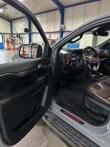 Ford raptor interieur schoon