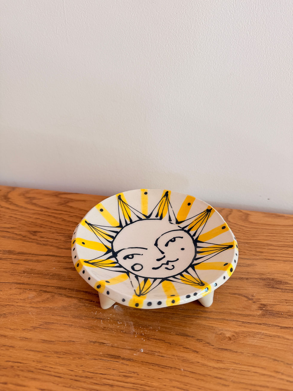 Miniature : Coupe ronde sur pieds soleil en céramique