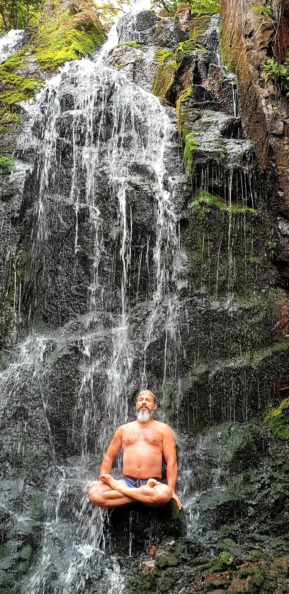 Grande cascade de Tendon cet été.