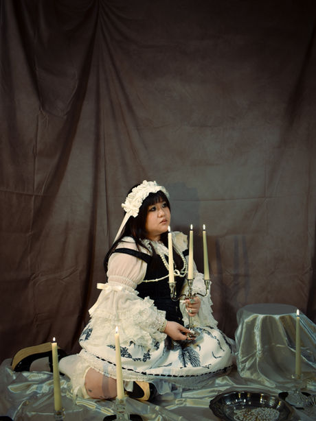 novembre 2025, melancholic pearls par Cha A.
