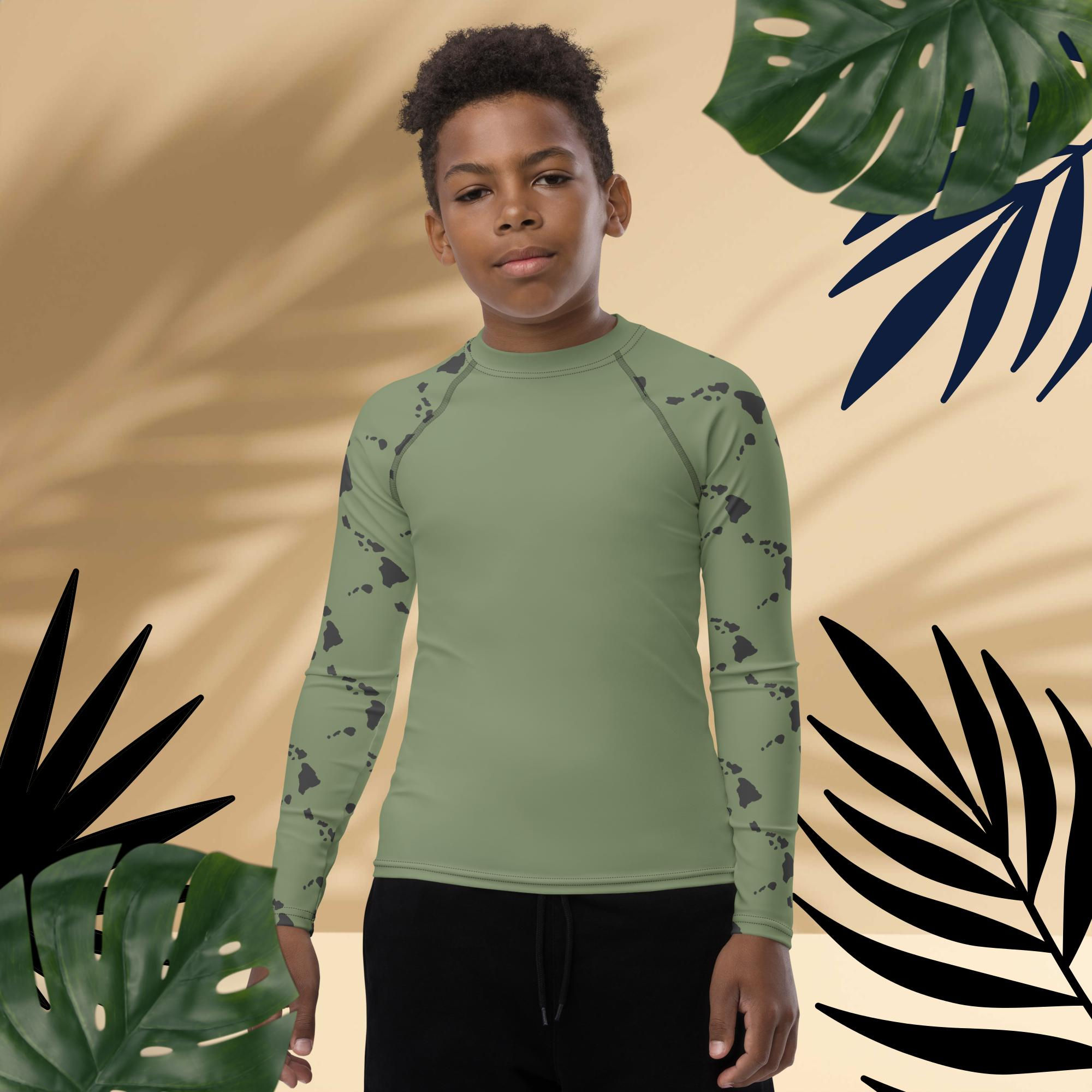 Youth Rash Guard in Camouflage Green