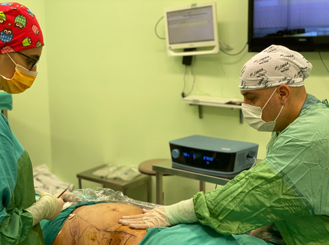 OP DR GÖKHAN ÖZERDEM ESTETİK CERRAH ANTALYA