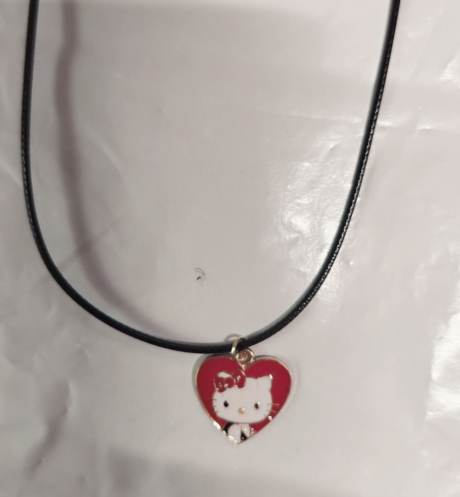 #42 Collier Hello Kitty