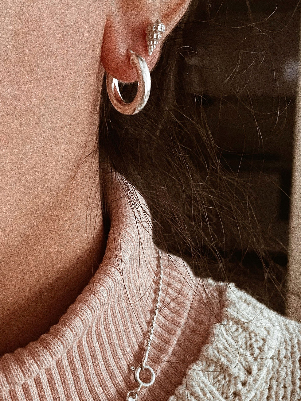Thumbnail: Tiny Hilo stud earring