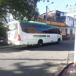 Viaje comodo y seguro con COLMENAR S.A