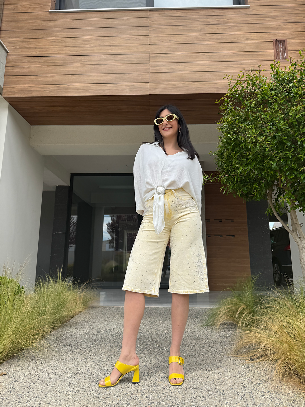 Μικρογραφία: Βermuda with strass details