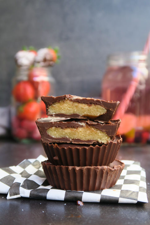 Almond Butter and Chocolate Cups
