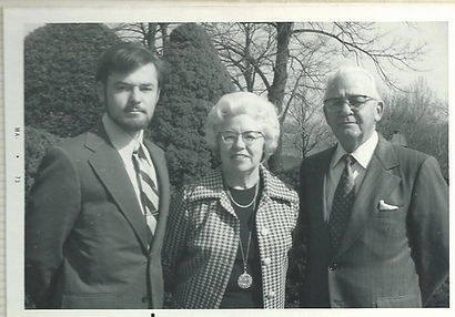 Chip, Polly & Graham (1971).jpg