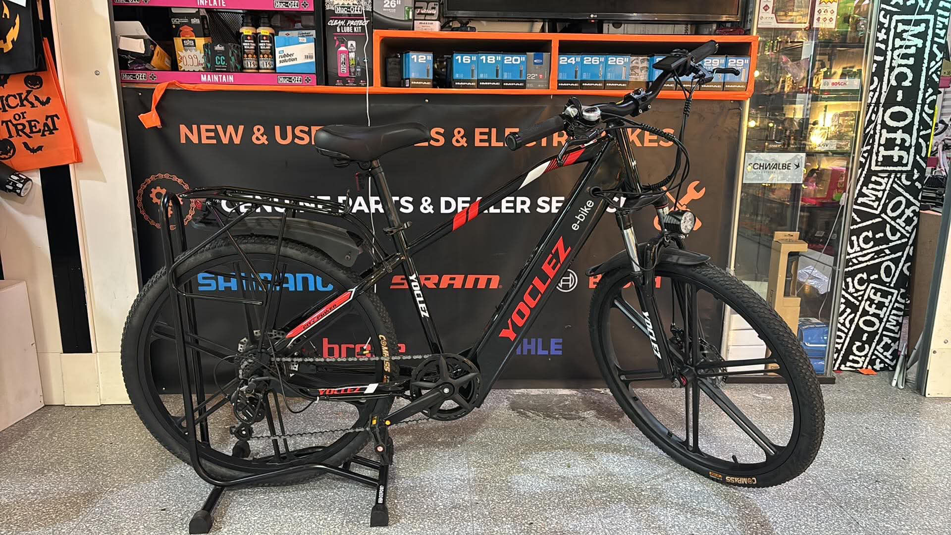 Yocels Black e-bike - 26” wheels - 13.4 AH battery