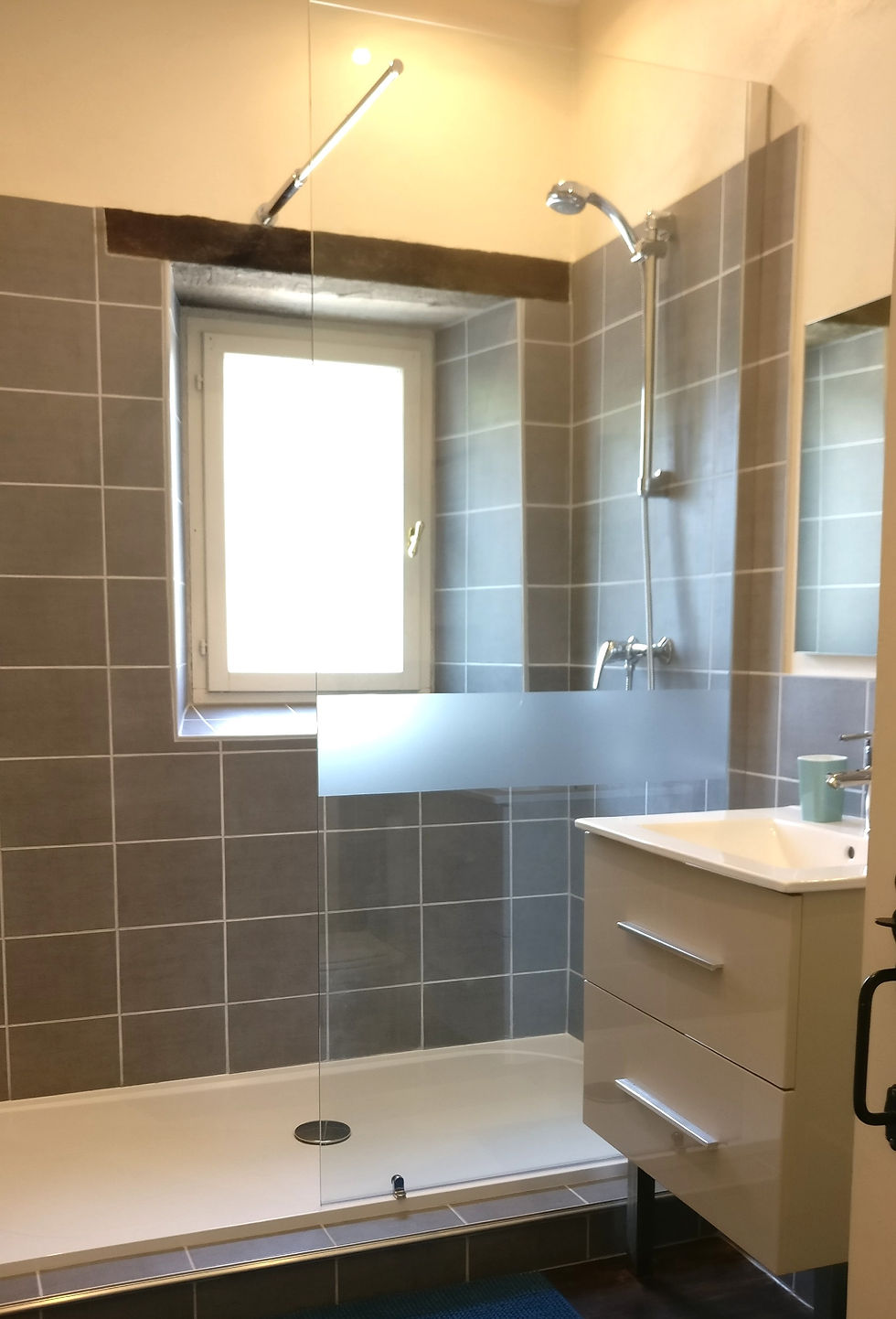 Cottages de Garrigue Joséphine Bathroom Ground Floor