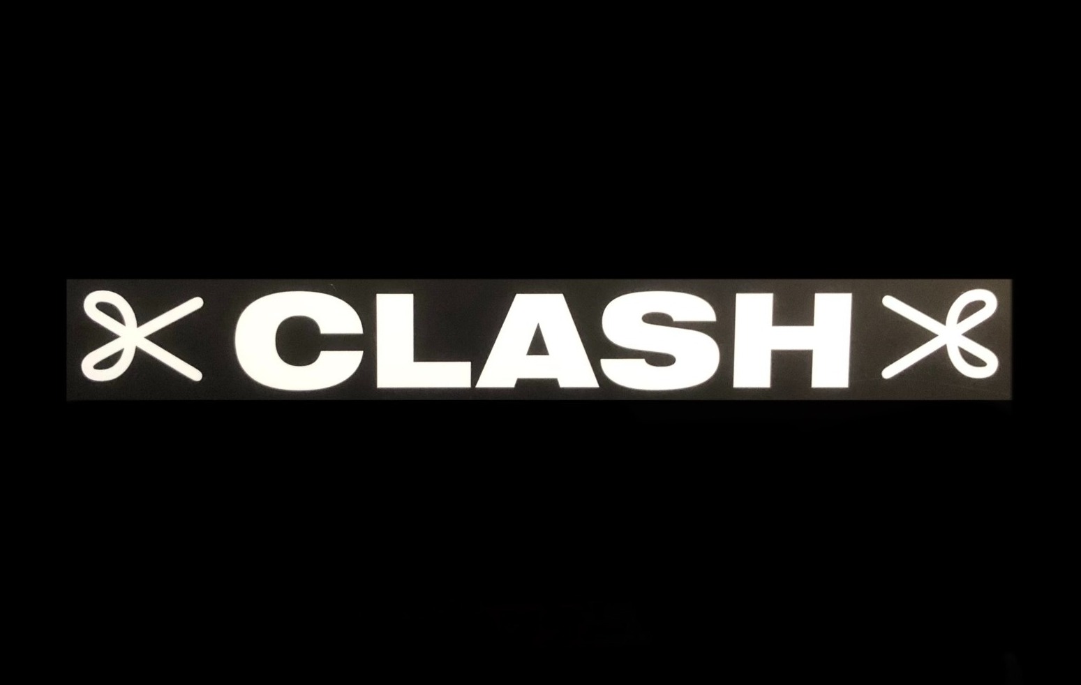 CLASH（クラッシュ）の外観