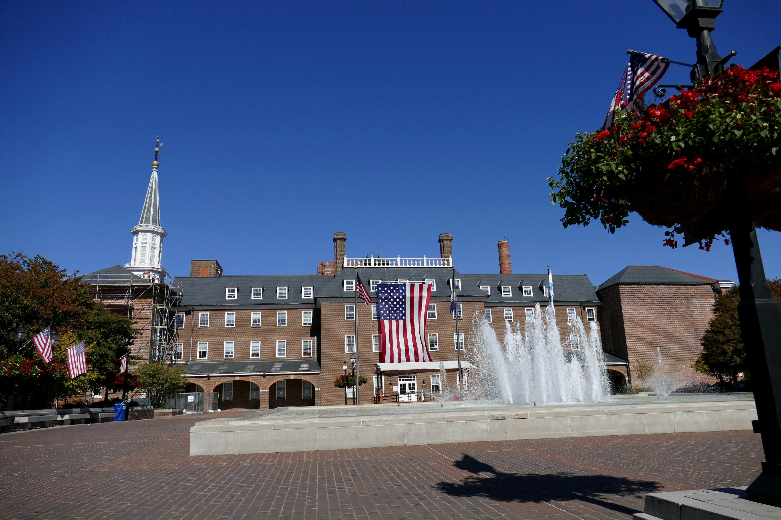 Alexandria City Hall and the fountain in Market Square, Virginia.