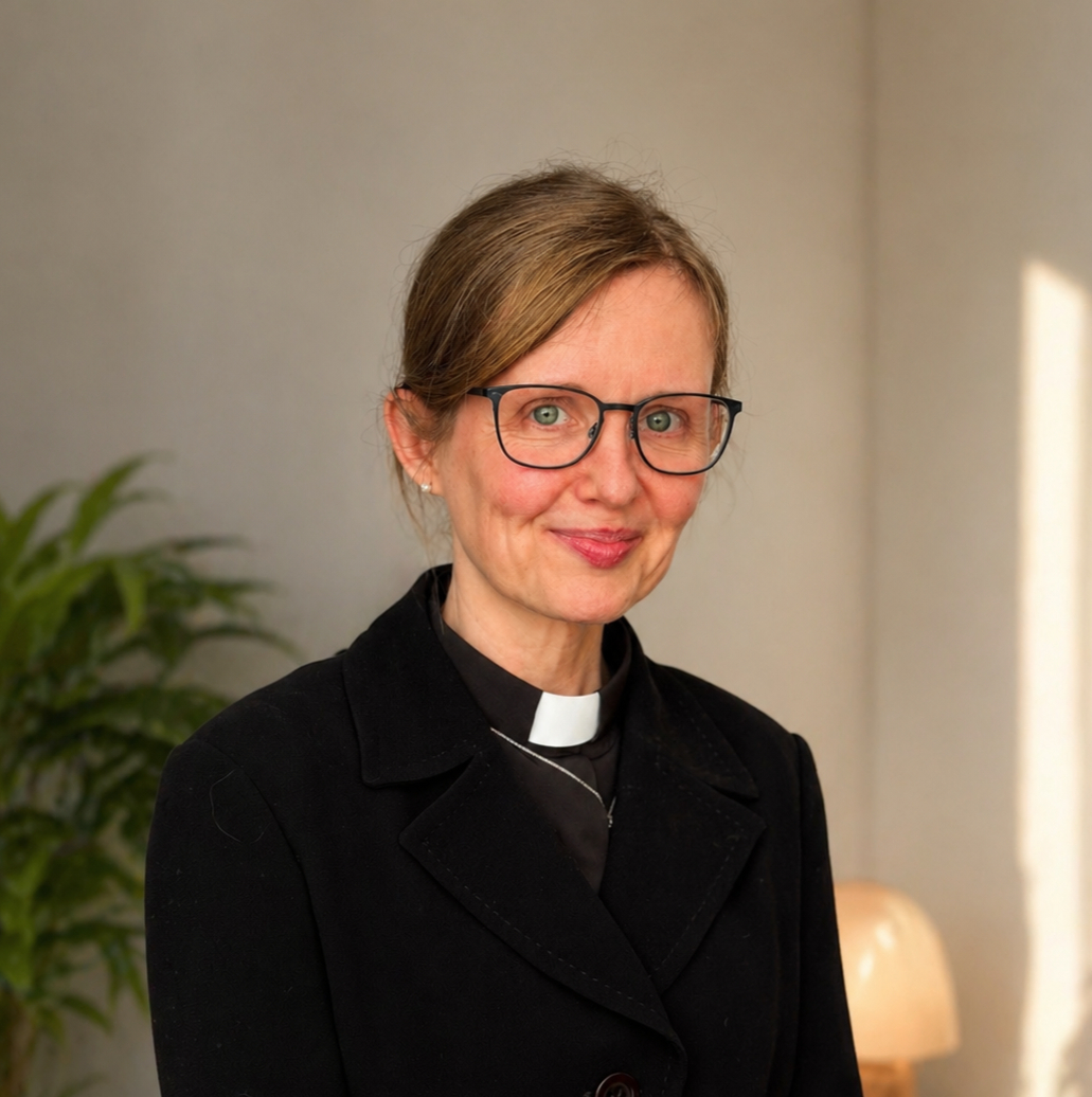 Writer: Elina Wright