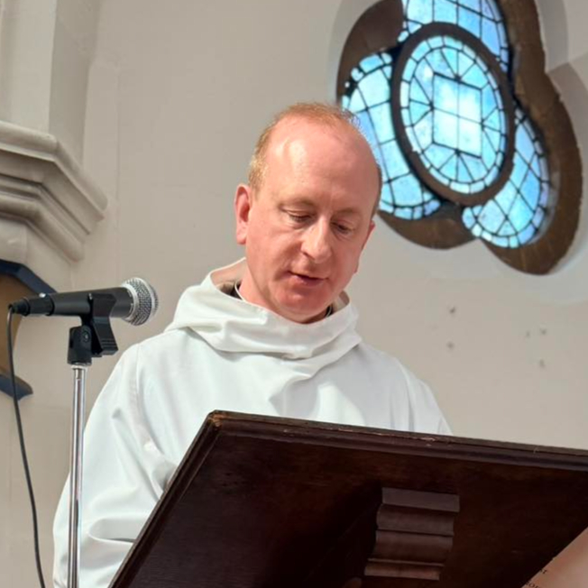 Writer: Simon Macaulay