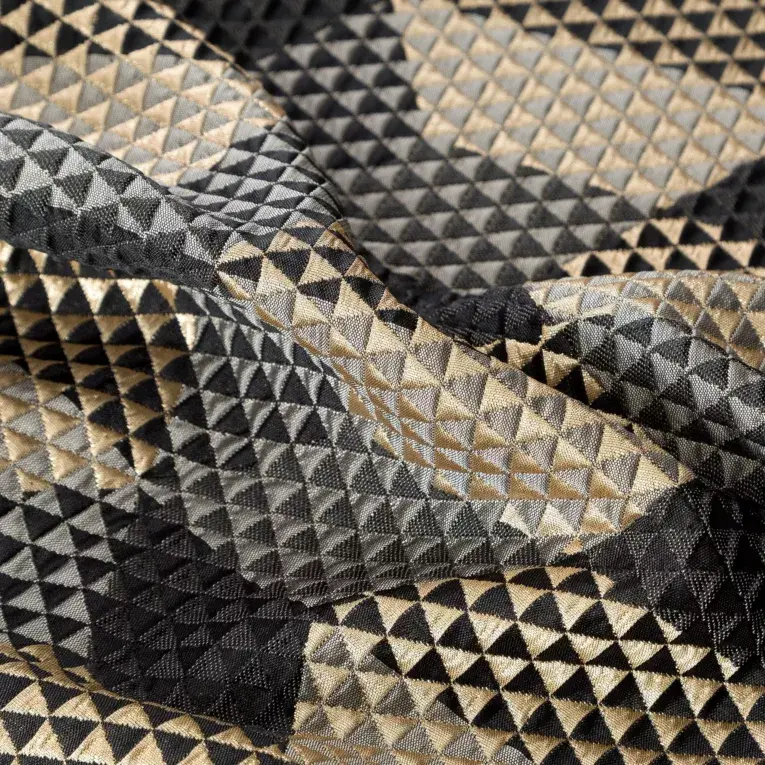 Thumbnail: Royal L24.2/Curtain made of exclusive, shiny fabric with a geometric pattern
