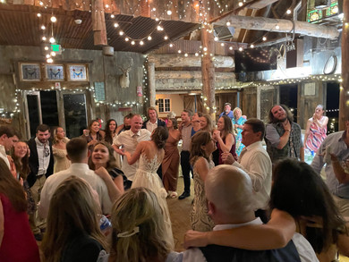 Hovey Entertainment-reception.jpeg