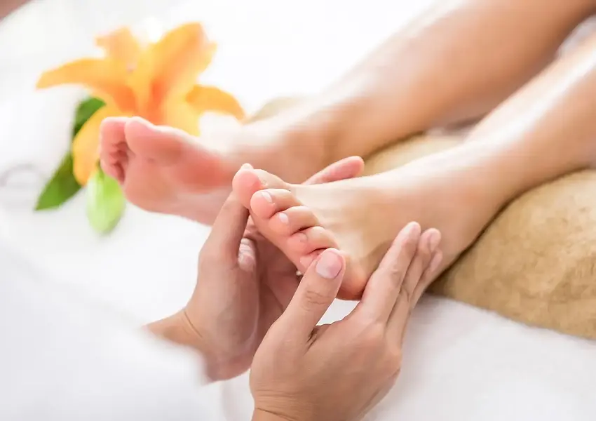 埼玉県加須市騎西 タイ古式マッサージ バーンプァン Baan Puan Thai Massage Kisai,Kasukabe Saitama オイルマッサージ アロマオイル 足つぼ セラピスト 肩 首