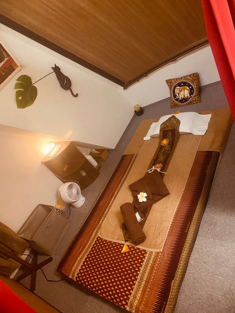 東京都港区西新橋 タイ古式マッサージ  タイキッディー Thai Kiddee Tokyo Minato Nishishimbashi オイルマッサージ アロマオイル セラピスト タイマッサージ 泡洗体 リンパ パウダー